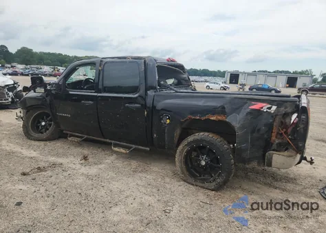 2010 Chevrolet Silverado K1500 Lt z USA, uszkodzony, nr VIN 3GCRKSE37AG104367
